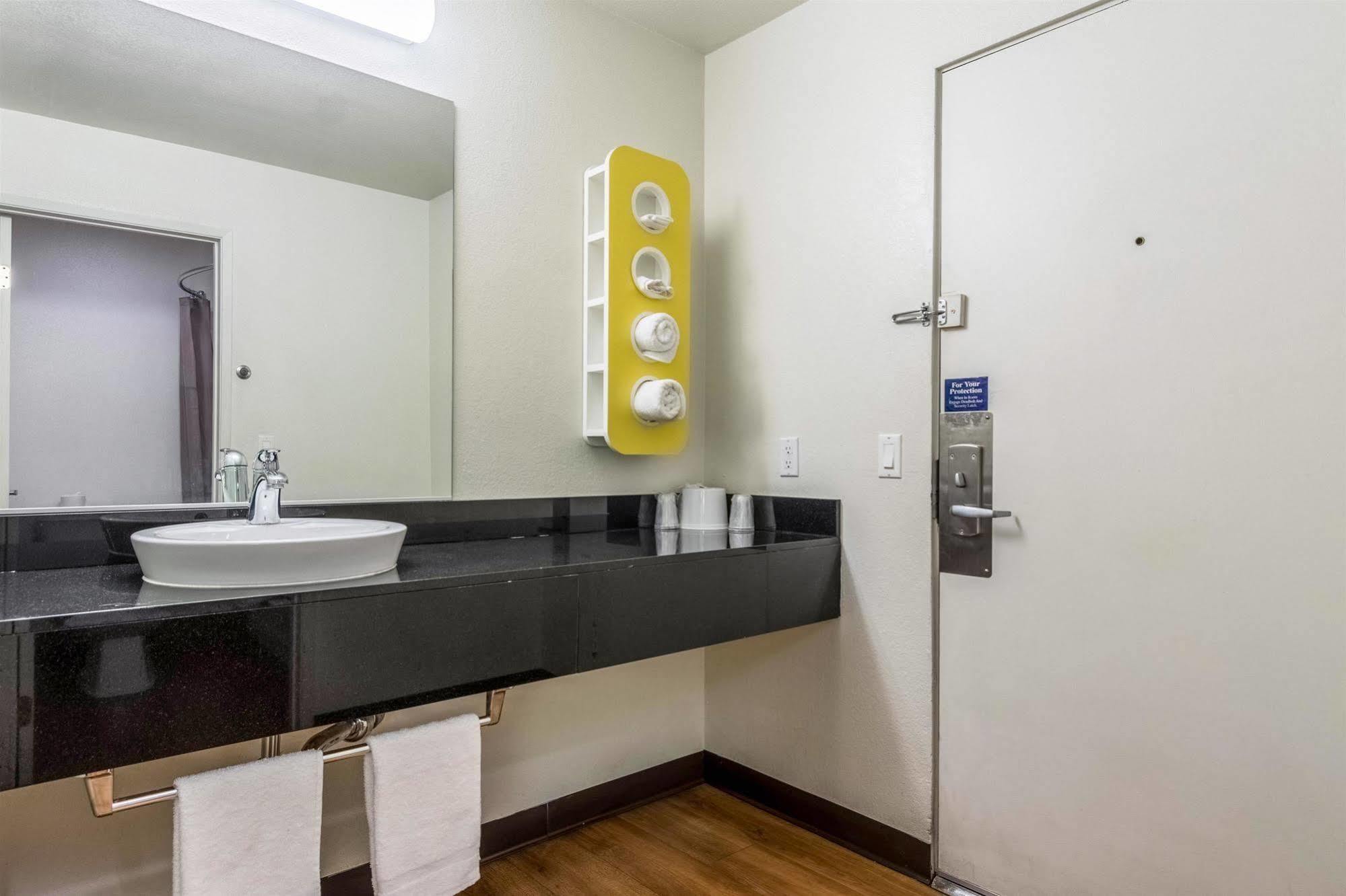 Motel 6-Redlands, Ca Εξωτερικό φωτογραφία