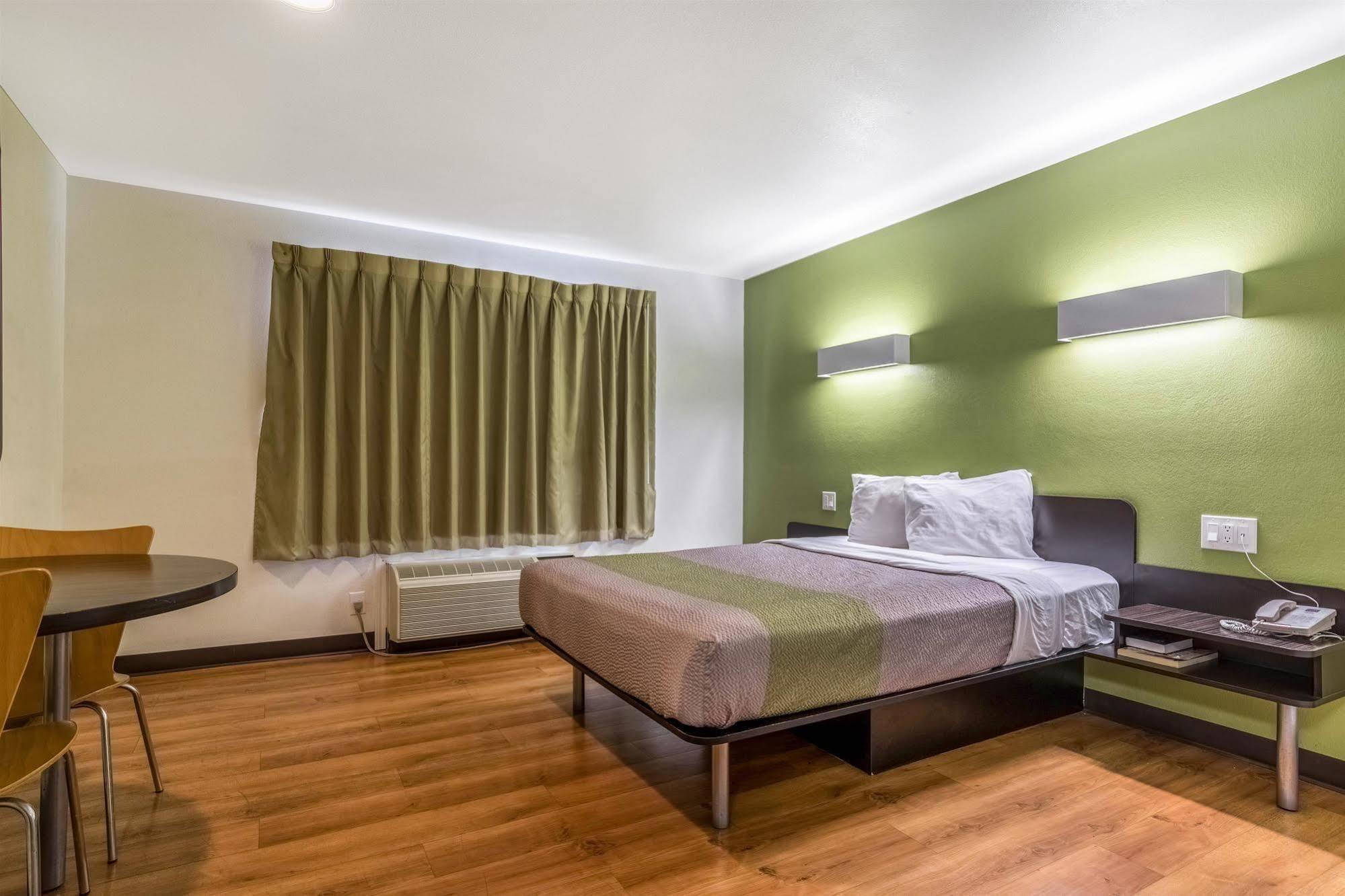 Motel 6-Redlands, Ca Εξωτερικό φωτογραφία