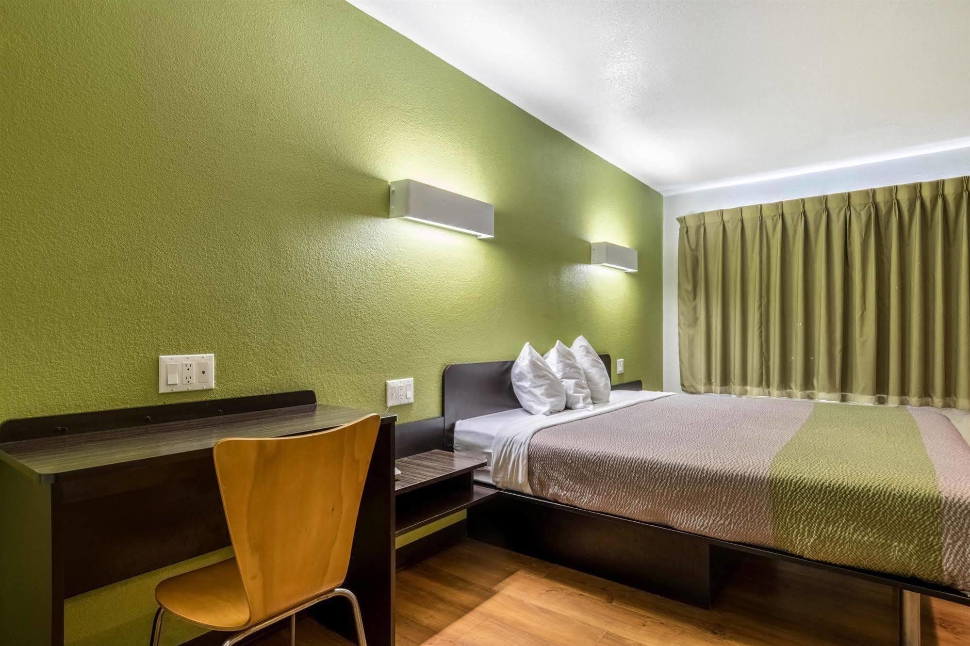 Motel 6-Redlands, Ca Εξωτερικό φωτογραφία