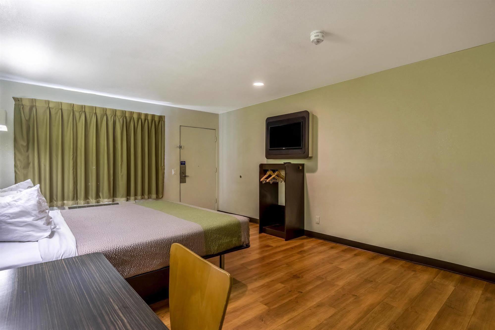 Motel 6-Redlands, Ca Εξωτερικό φωτογραφία