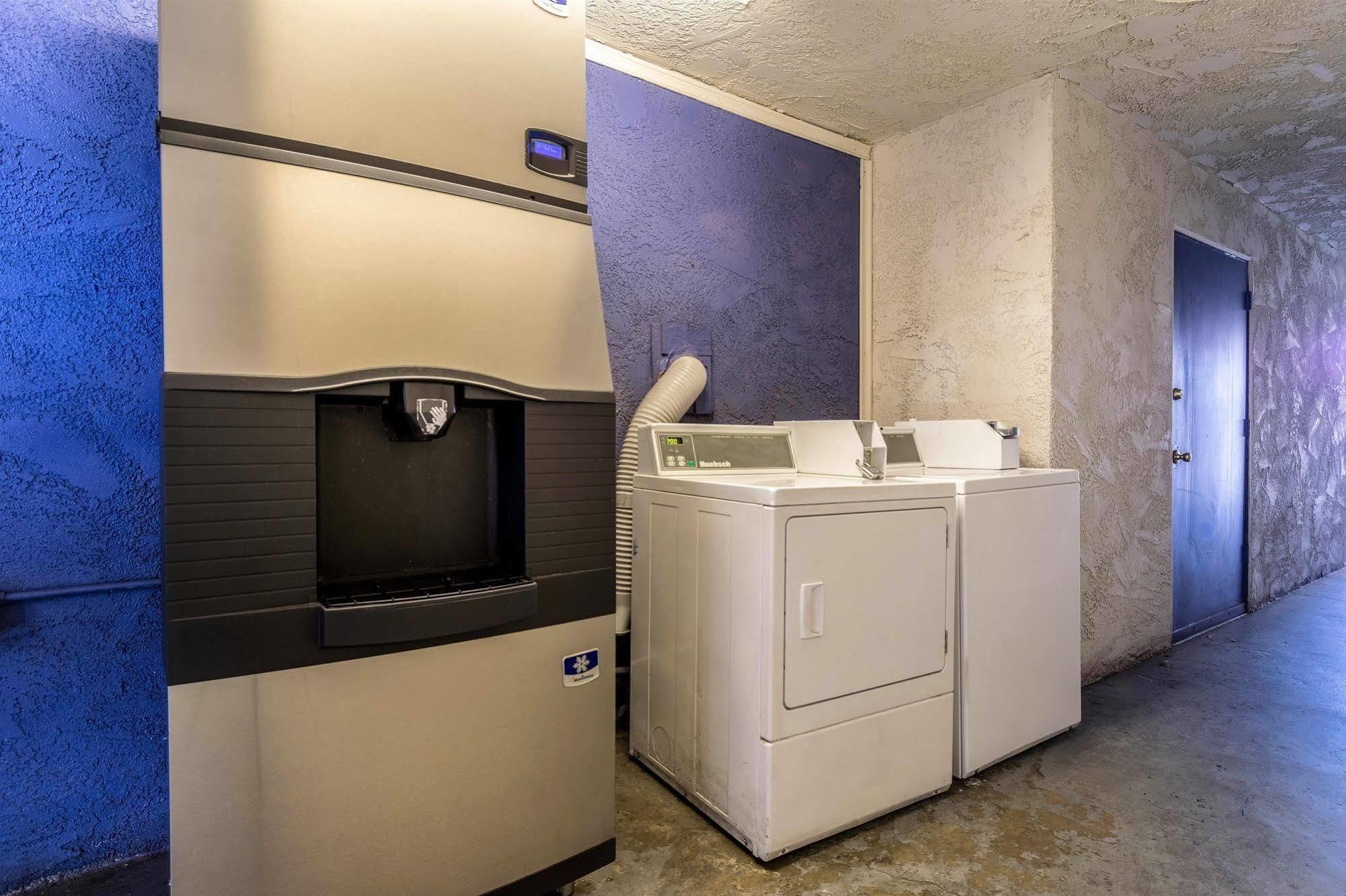 Motel 6-Redlands, Ca Εξωτερικό φωτογραφία